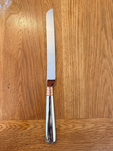 NEWBRIDGE Silverware Bridal Wedding Cake Knife