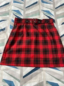 Size 10 Tartan skirt
