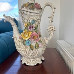 Tea pot
