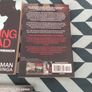 The walking dead books Image 3
