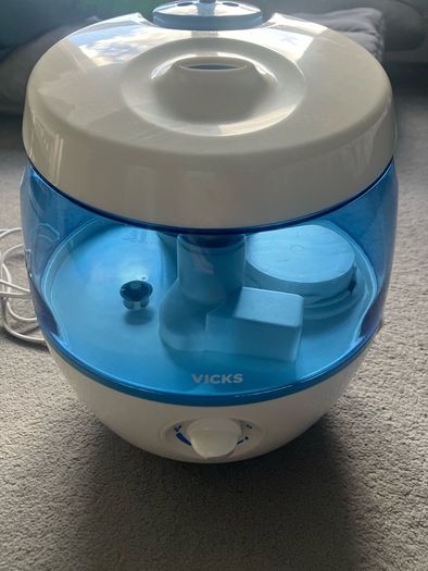 Vicks Cool Mist Humidifier