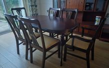 mahogany dining table and 6 chairs
