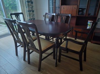 mahogany dining table and 6 chairs