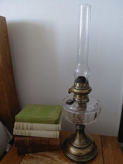 Antique beautiful large French oil lamp brass and Crystal Working