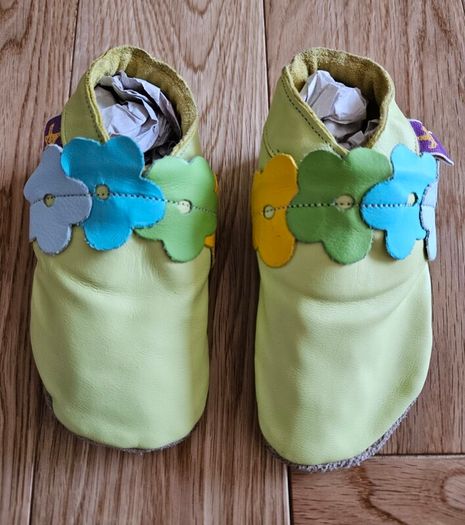 Starchild Baby Shoes Green with Flowers 6-12 Months