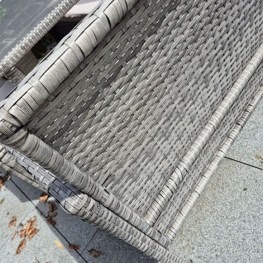6 seater almost new rattan dining set