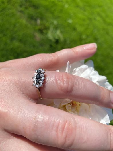 Vintage ladies 9ct gold  dress ring