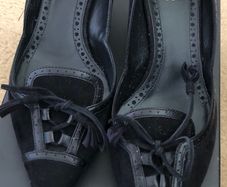 Black Hugo Boss suede kitten heels