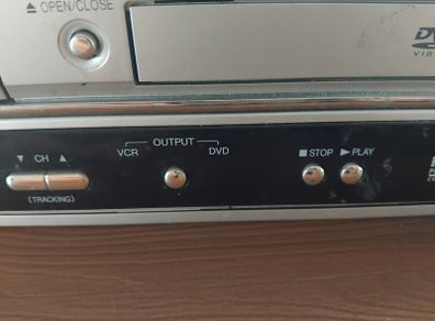 sharp vcr dvd combo dv nc100