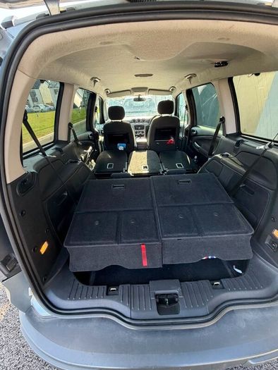 Ford Galaxy 2011 7 Seater