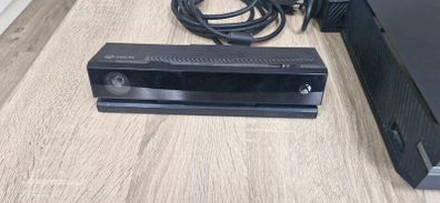 Xbox One with Kinect