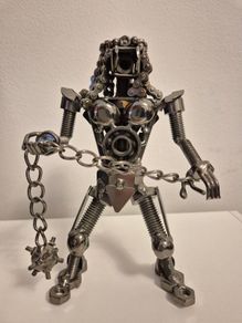 Predator handcradt metal figure