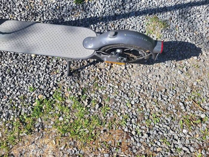 Electric scooter mi 1s