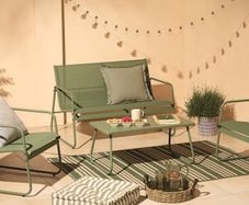 Brand New Garden Set.