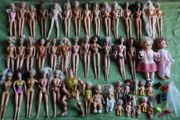 Vintage Barbie Collection, over 40 pieces (1966,1993,1994,1995,1999)