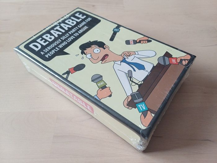 Debatable Family Party Board Game BRAND NEW