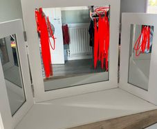 Vanity mirror
