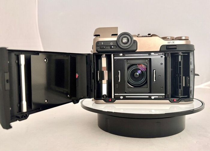 Fujifilm GA645Zi Professional Medium Format Camera