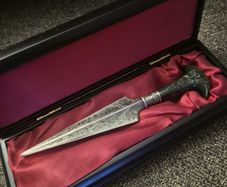 Bellatrix Lestrange replica dagger Harry Potter