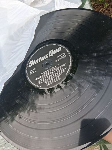 2 X Status Quo Vinyl Lps