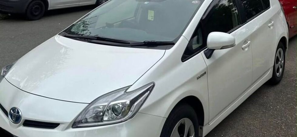 Toyota Prius (low miles)