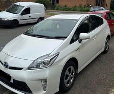 Toyota Prius (low miles)