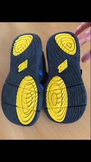 NB Sandals 10uk