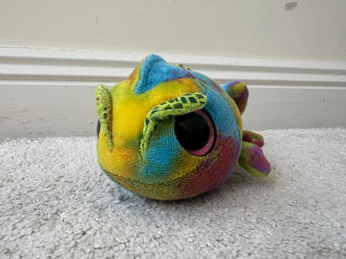 Aurora Yoohoo & Friends approx. 8 Inch Chameleon Used Please see photos