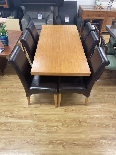 Dining Table and 6 chairs