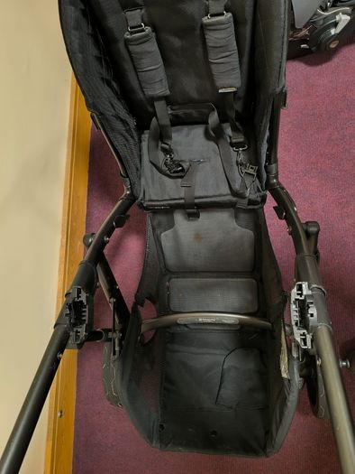 UPPAbaby Vista Travel System Bundle  Pram Carrycot Car Seat Toddler Seat Board (Older Model)