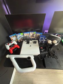 Ps4 console 1tb + all accessories (monitor not included)