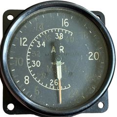 Extremely Rare WWII RAF Air Ministry Airspeed Indicator Early Spitfire 6A/583 (MPH Dial)
