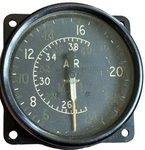 Extremely Rare WWII RAF Air Ministry Airspeed Indicator Early Spitfire 6A/583 (MPH Dial)