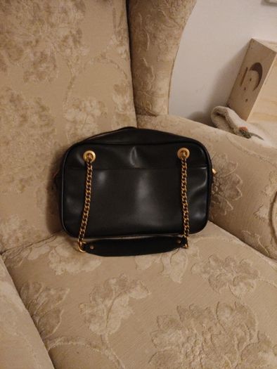 Guess handbag, barely used