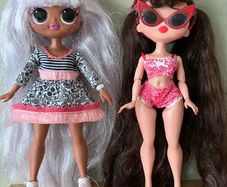 LOL OMG Dolls, Kitty K and Busy B