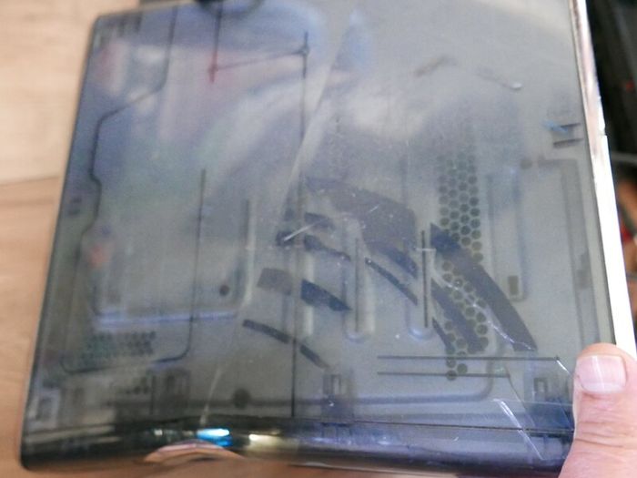 Xbox360 250GB - special edition - Halo4 +1Pad (one game)