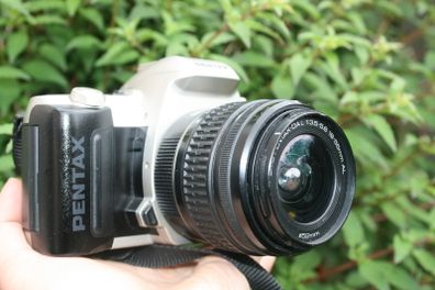 Pentax MZ-10 SLR Film Camera +  Pentax- 18-55 Lens