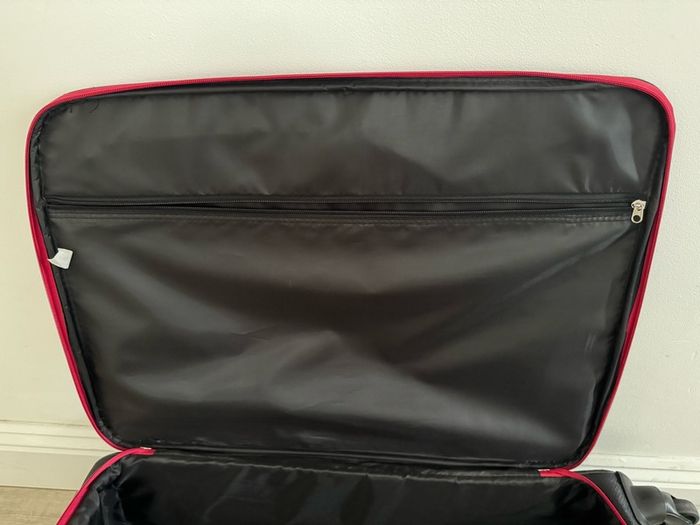 Ultra-Light EcoLite Suitcase Black
