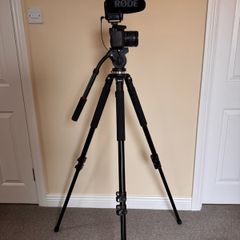 Kenro Professional Tripod (VT102)