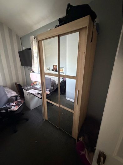 wardrobe