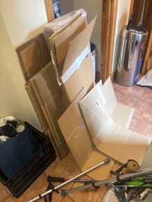 Free moving boxes
