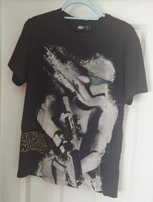 Star Wars tshirt - size M