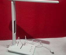 Led desk lamp  adjustable lightness 3 different tones