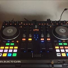 Traktor S4 MK2