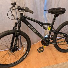 Mountainbike Apollo Gradient Mens Mountain Bike 17 Frame  Like New Condition RRP Euro 362