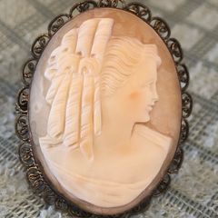 victorian hand carved cameo brooch