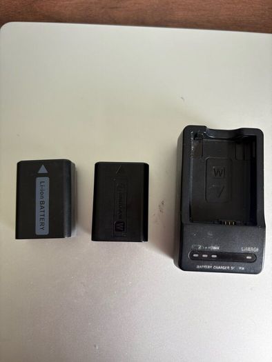 sony a6300 with smallrig case