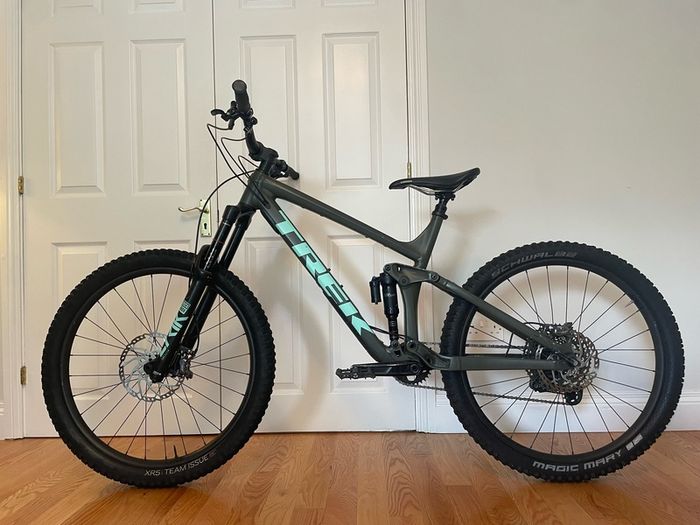 Trek Remedy 8 Full Suspension Mountain Bike