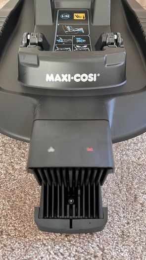 Like-New Maxi-Cosi TINCA Car Seat in Black & Grey & universal ISOFIX Maxi-Cosi FamilyFix2 for Preemie, Newborn, Baby, Toddler - 2 Piece Bundle