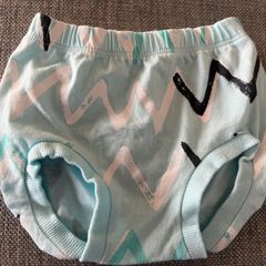 Bonds aqua Baby bloomers Sz 3-6mths EUC